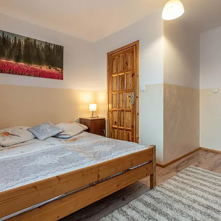 Dworek Pod Tatrami Alloggio in famiglia *