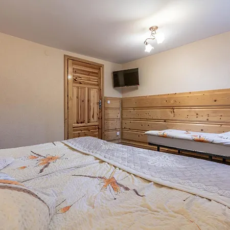 Dworek Pod Tatrami Rum i privatbostad Zab